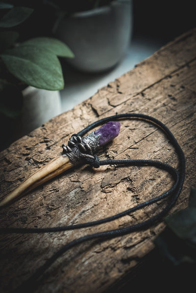 Geweihanhänger mit Amethyst - electroformed