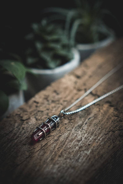 Blood Lantern - New Design - Necklace with red Bloodcrystal